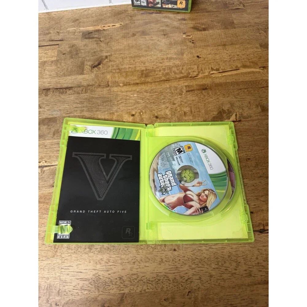Grand Theft Auto 5: Microsoft Xbox 360 Lot Of 2